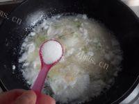 美味的鸡蛋挂面汤做法图解5)