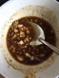 色香味俱全的烤茄子做法图解5)