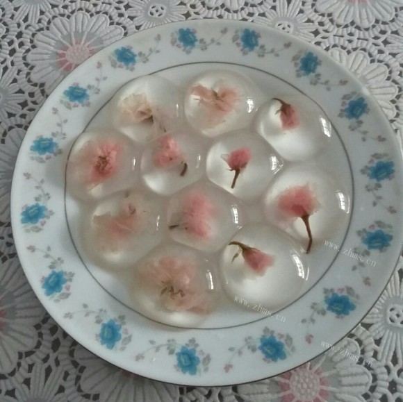 诱人的樱花水信玄饼