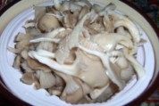 家常菜鲜蘑肉片做法图解2)
