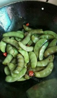 家常菜炒刀豆做法图解4)