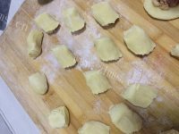 诱人的肉烧饼做法图解4)