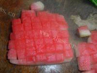 口感好的凉拌西瓜皮做法图解3)