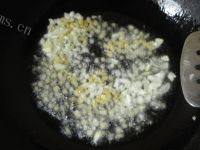 家常菜菠菜炒猪肝做法图解6)