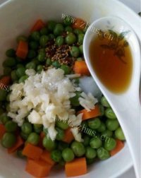 清爽的凉拌豌豆做法图解3)