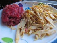 秀色可餐的豆干炒肉丝做法图解1)