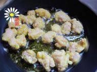 美味的菠萝咕老肉做法图解9)