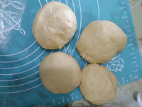 香喷喷的椰蓉面包的做法图解三