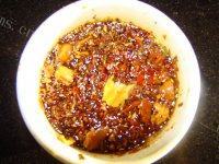 「DIY美食」松花蛋拌豆腐做法图解8)