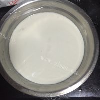 自制红豆冰皮月饼做法图解3)