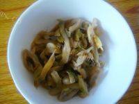 家常菜青椒榨菜肉丝做法图解1)