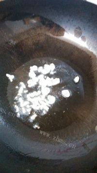 家常菜青椒腐竹做法图解2)