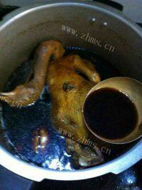 美味的酱油鸡做法图解4)