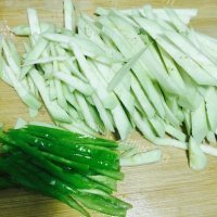 喷香的炒茄子做法图解2)