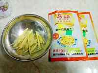 家常菜榨菜炒肉丝做法图解2)