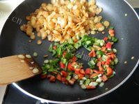 美味浇汁豆饼做法图解6)