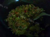 老爸的西葫芦炒肉做法图解9)