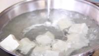 家常菜炖豆腐做法图解9)