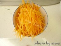 吃不释嘴的捞汁饺子皮做法图解4)