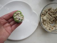 美味的豆腐香菇酿青椒做法图解6)