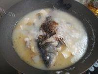 美味的豆腐鲫鱼汤做法图解7)