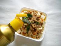 美味腊豆肉末蒸豆腐做法图解11)