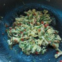 韭菜蛋炒饭自制做法图解7)