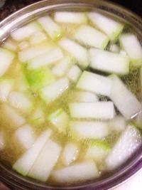 香鲜至极的肉丸冬瓜汤做法图解7)