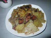 家常菜土豆片炒腊肉