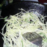 健康美食-青椒土豆丝的做法图解七