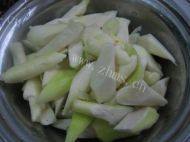 糖醋茭白做法图解1)