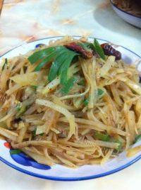 家常菜爆炒土豆丝