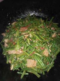 家常菜豆角炒肉