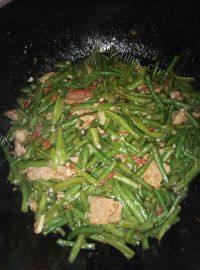 家常菜豆角炒肉
