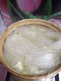 美味的骨汤冬瓜丸子煲做法图解23)