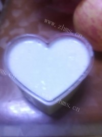 珍馐美味的牛奶布丁做法图解5)