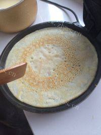 简易的鸡蛋饼做法图解11)