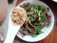 口感极佳的香菜拌牛肉
