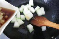 食欲满满的干贝冬瓜做法图解5)