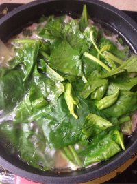 肉丸菠菜汤做法图解7)