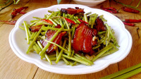 家常菜藜蒿炒腊肉