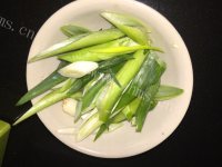 美味的辣炒田螺做法图解2)