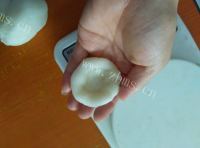 色香味俱全的冰皮月饼做法图解3)