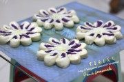 自制紫薯面包花儿做法图解9)