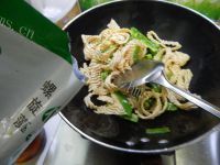 家常菜青椒炒豆皮做法图解8)