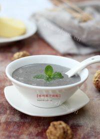 诱人的核桃黑芝麻糊