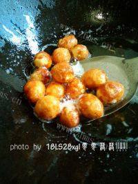 美味的虎皮鹌鹑蛋做法图解5)