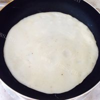 美味火腿烘蛋松饼做法图解6)