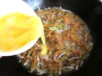 家常黄花菜打卤面做法图解8)