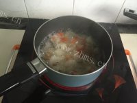 我的无花果百合雪梨汤做法图解3)